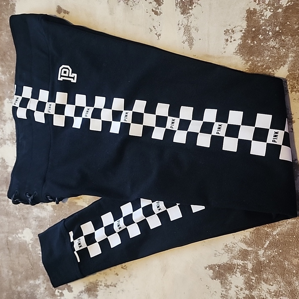 Hard To Find Pink VS White and Black Checkerd Leggings. Size: S